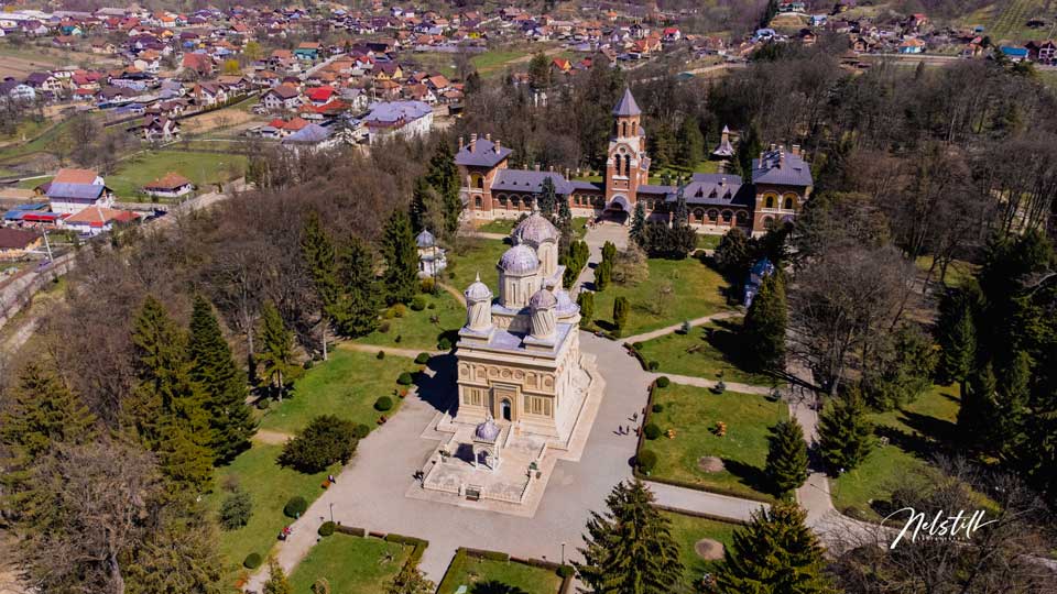 Mânăstirea Curtea de Argeș Mânăstirea Curtea de Argeș